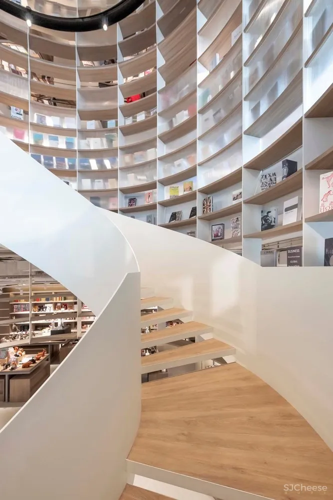 Kokaistudios | 上海新天地广场Social House