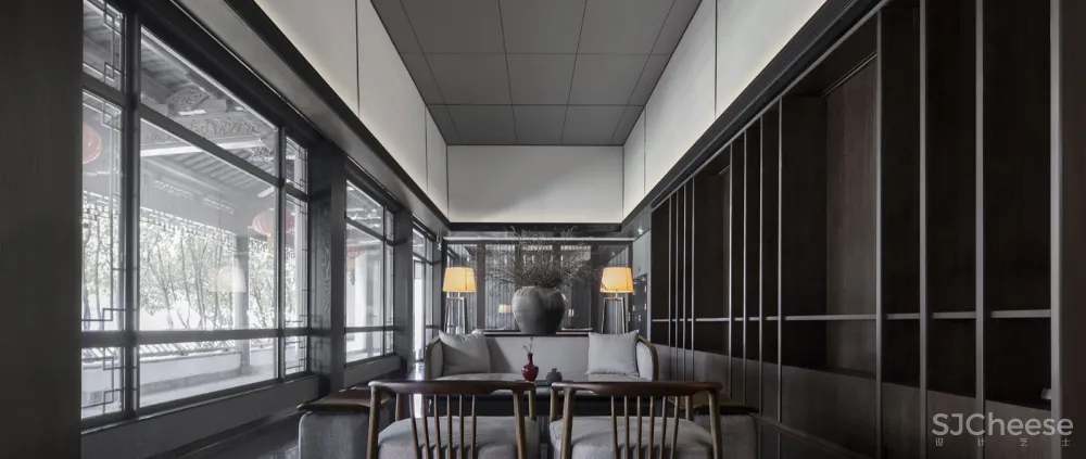 集美组丨南京夜泊秦淮南都会酒店丨临岸听桨，枕水而息