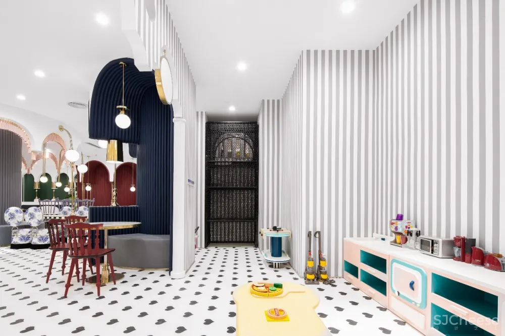 新作 | 董璇 x 李想两大女神联手跨界亲子产业,未开业,已惊艳帝都!