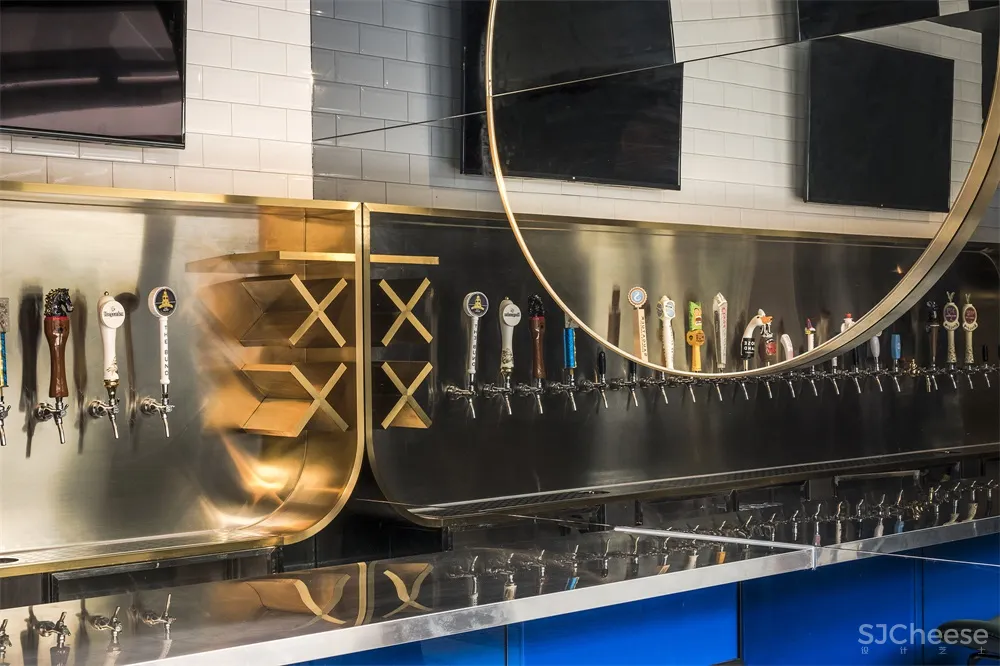 一持工作室 | 老上海油脂厂改造“倾月”酒吧