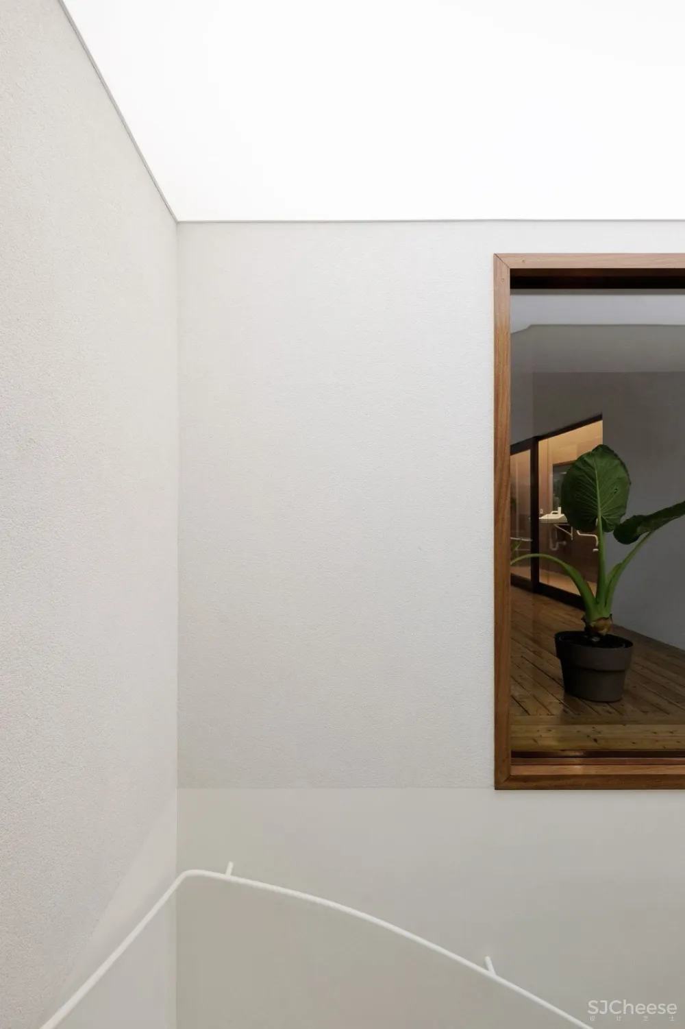 首发 | 布洛赫别墅, Nicolas Dorval-Bory Architectes设计 
<span style="position: relative; bottom: 2px; display: inline-block; vertical-align: middle; margin-left: 8px; width: 20px; height: 20px; background: #ffd914; text-align: center; font-size: 14px; border-radius: 3px;">首</span>