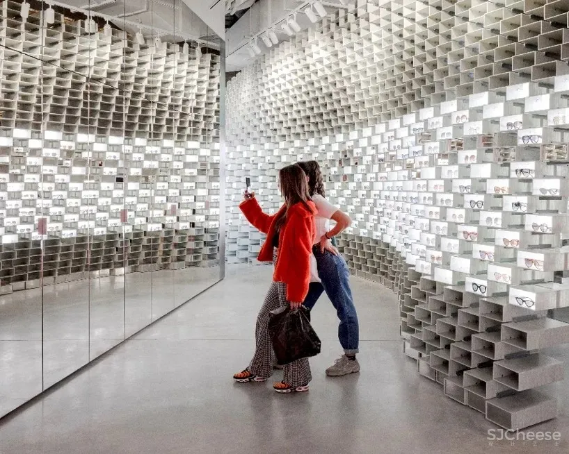 首发 | bjarke ingels group为香榭丽舍大街的老佛爷百货公司设计了新的旗舰店