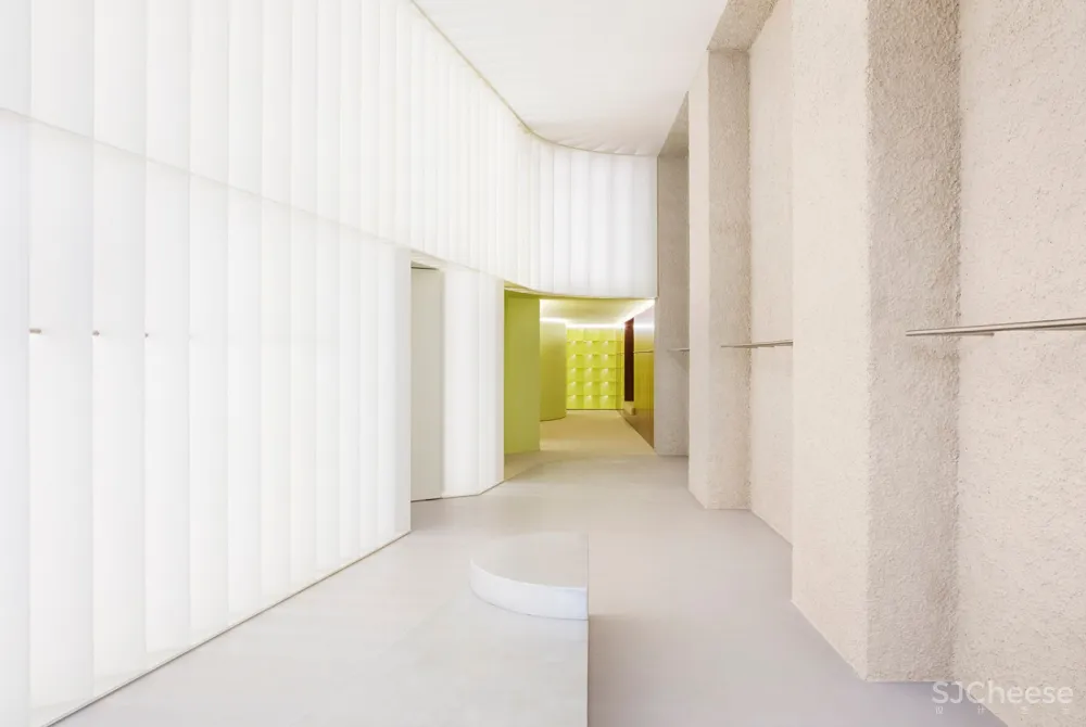 新作 | Studio David Thulstrup:斯德哥尔摩 J. Lindeberg新概念零售旗舰店