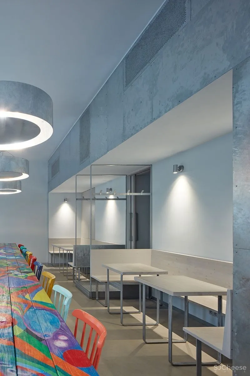 首发 | Mimosa architekti设计,布拉格清新“鳄梨帮派”餐厅