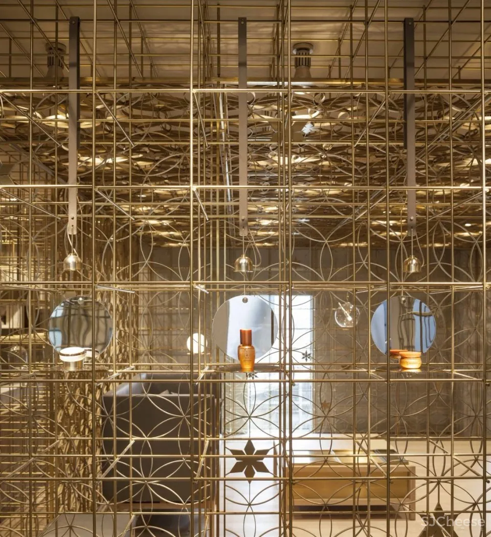 雪花秀旗舰店,首尔 / 如恩设计研究室