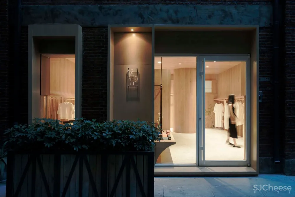 新作 | 帕姆建筑：“往夕”服装工作室