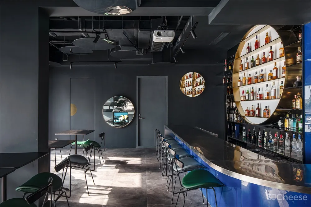 一持工作室 | 老上海油脂厂改造“倾月”酒吧