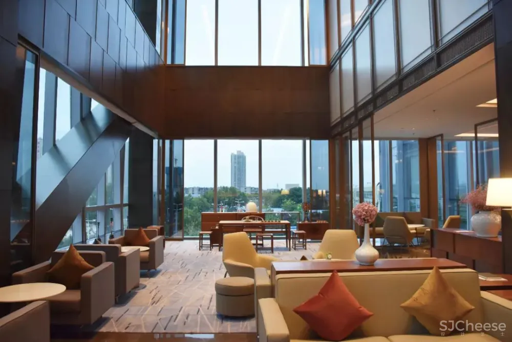 时尚而又古典的万怡酒店设计分享