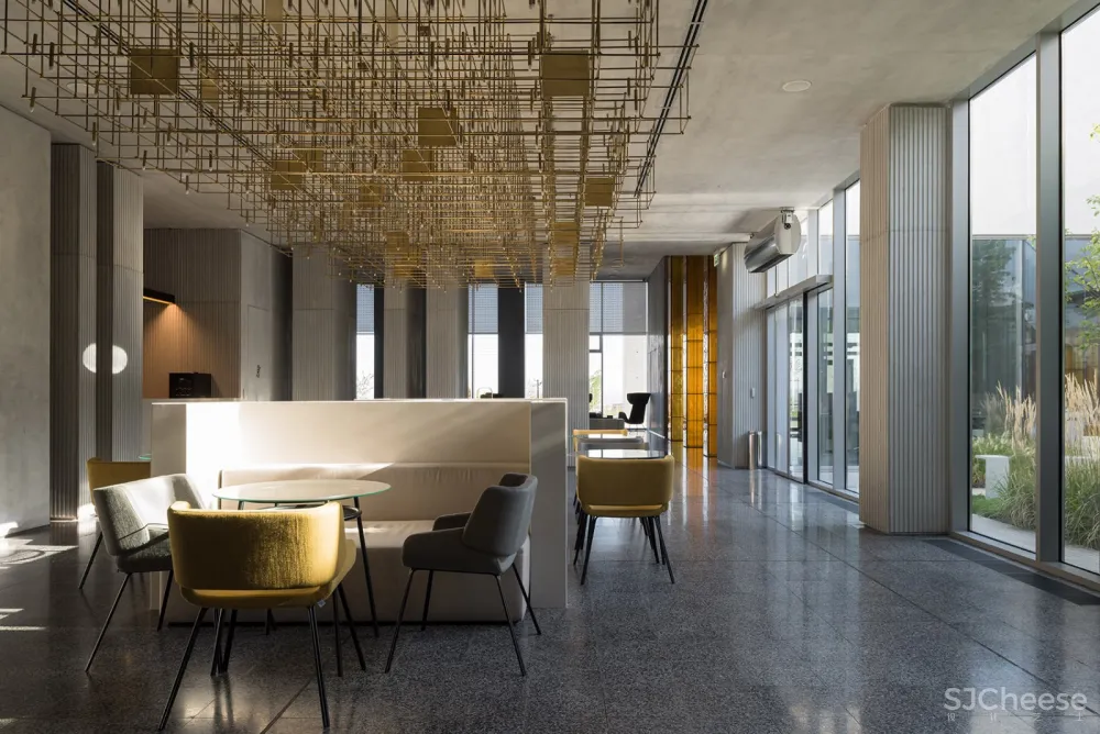 Nefa Architects | 俄罗斯 Platov机场贵宾航站楼