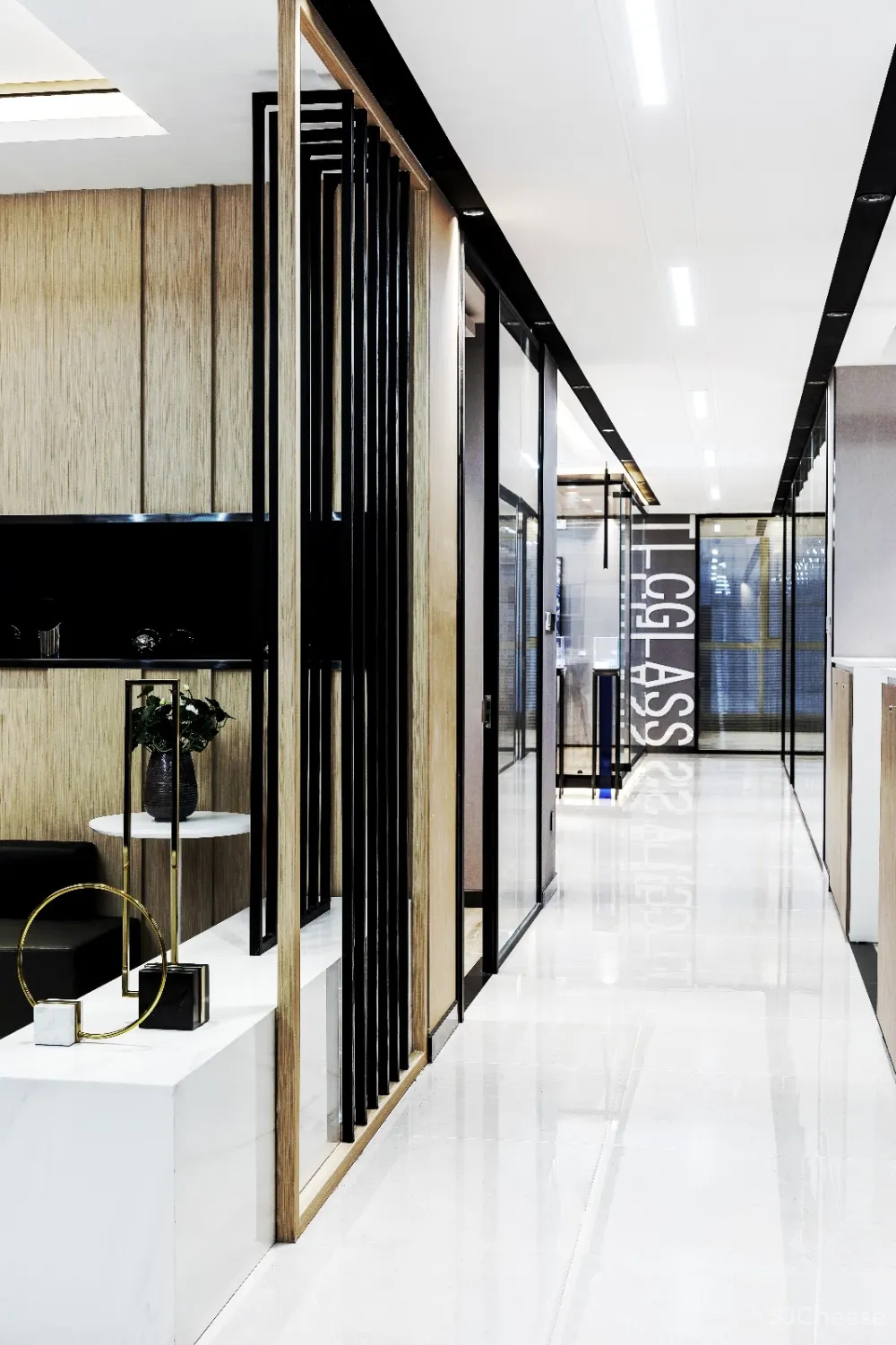 晨升SPATIAL DESIGN-黑白无色-----------引“木”