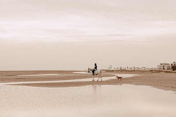 Fat Tony | Casa Cook El Gouna , 古朴的侘寂美学