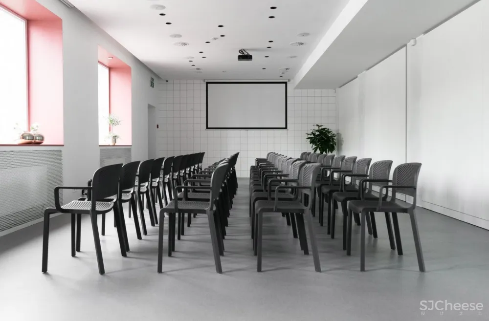 新作 | Yakusha Design Studio：乌克兰 The Portal教育中心