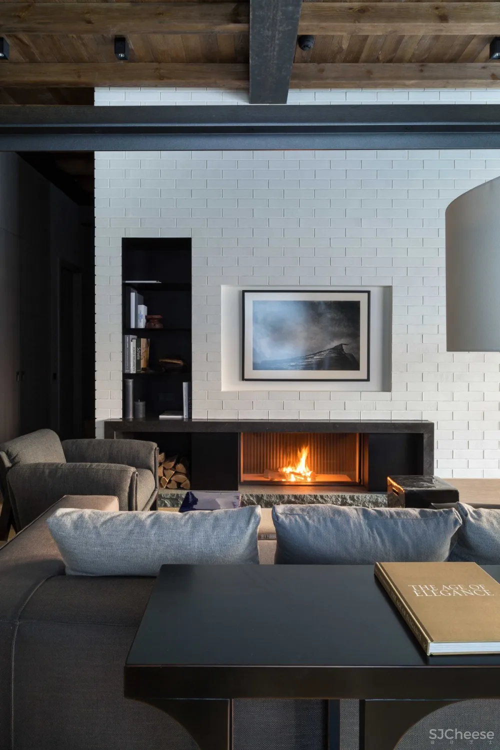 Krauze Architects | Chalet Residence , 工业美学和木屋元素