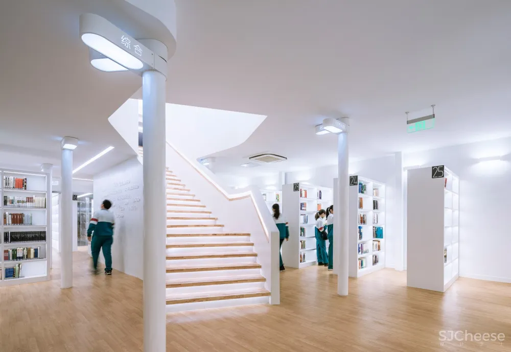 新作 | 回囙建筑：景山学校图书馆改造
