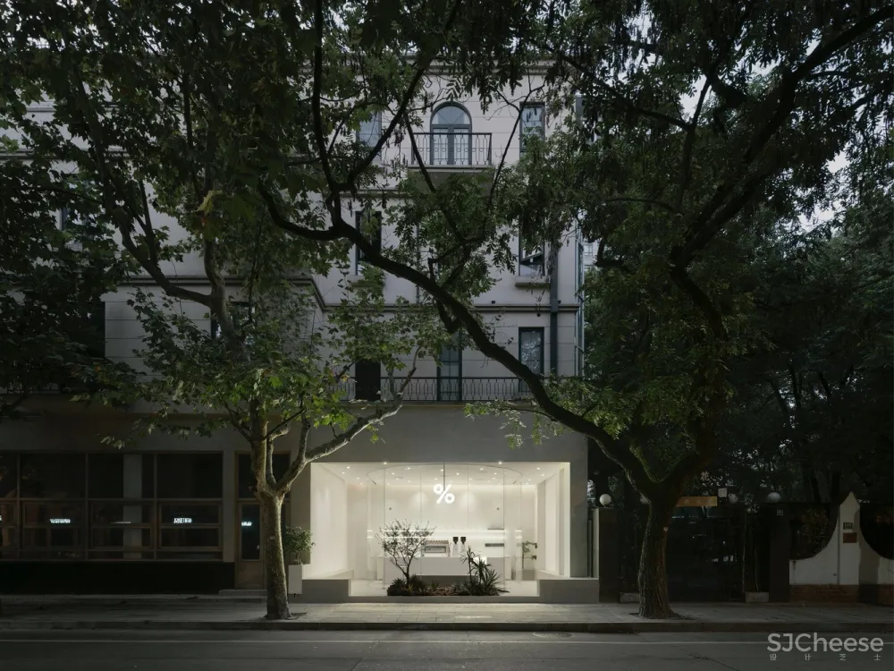 %Arabica，上海建国西路店 / B.l.U.E. Architecture Studio