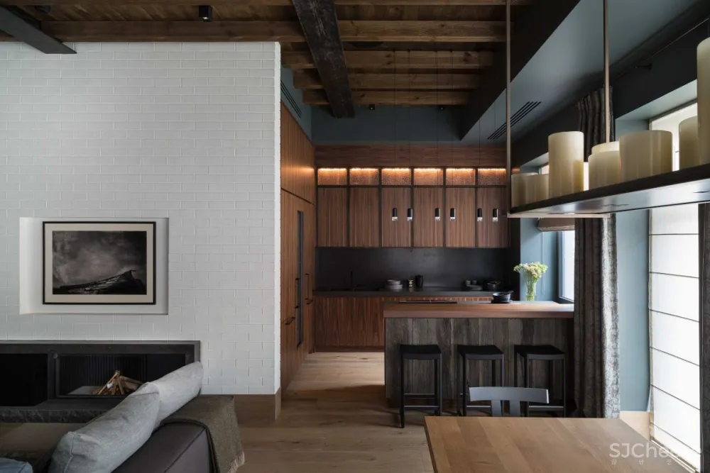 Krauze Architects | Chalet Residence , 工业美学和木屋元素