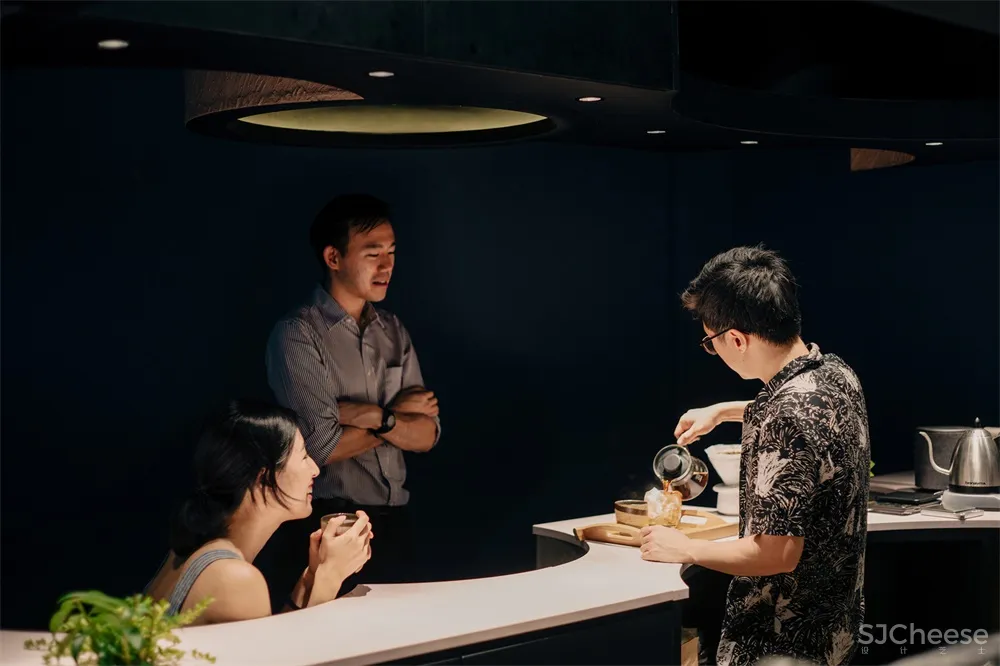 Studio SKLIM l 新加坡Voids小型咖啡馆