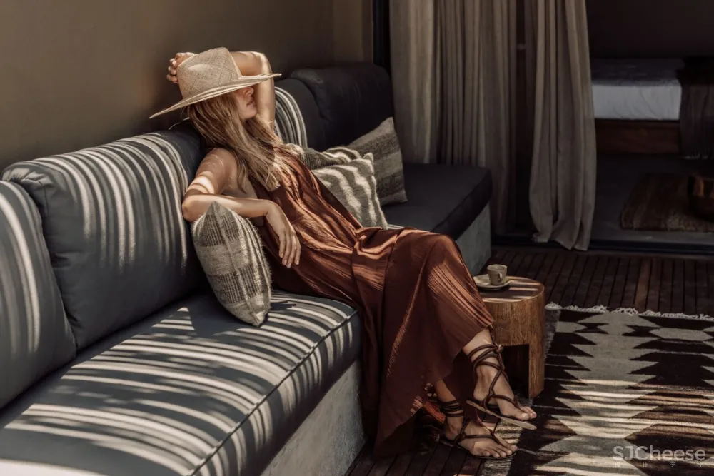 Fat Tony | Casa Cook El Gouna , 古朴的侘寂美学