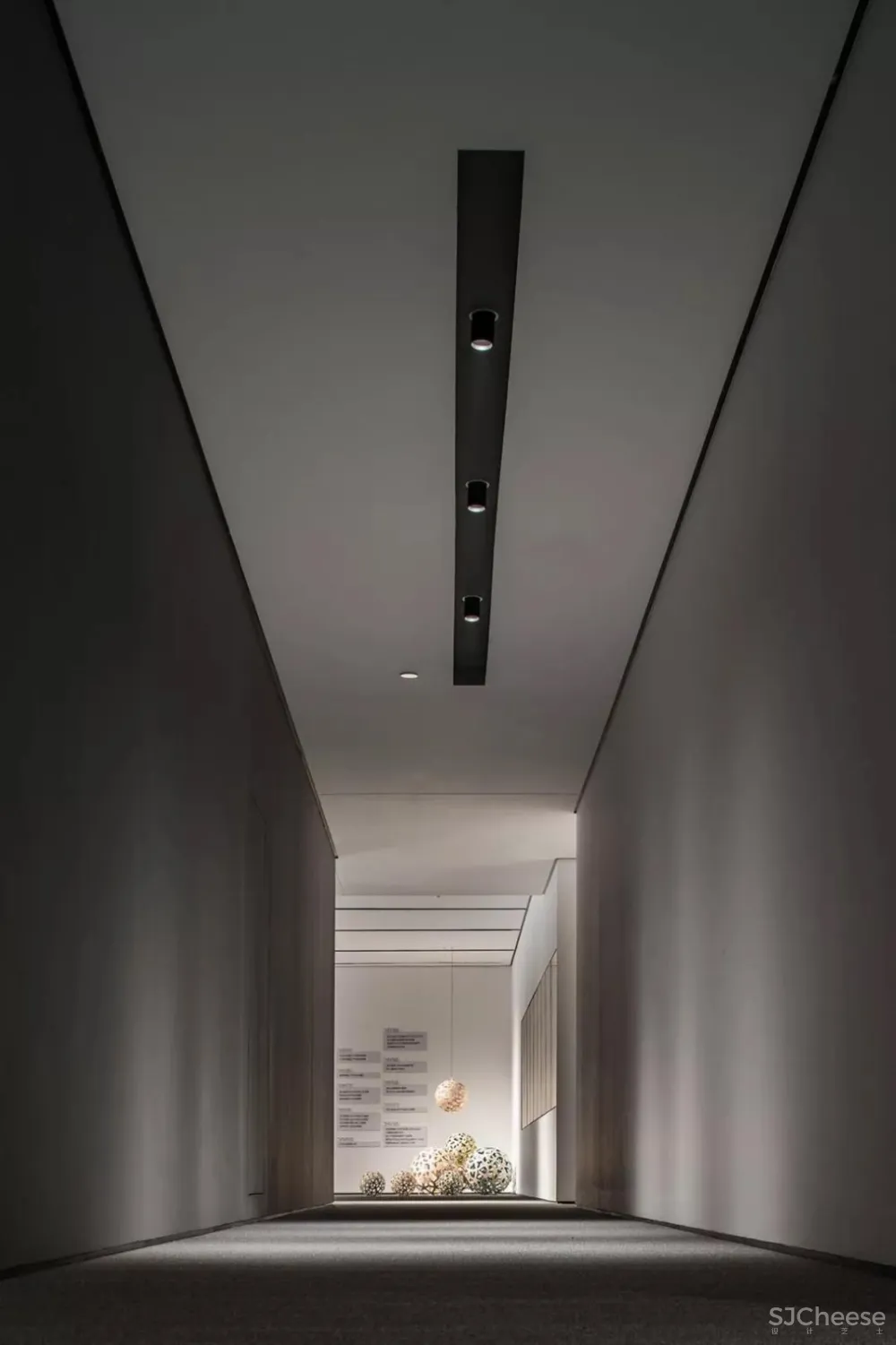 朗生 | SEETROLL · 世创智能开发与体验中心