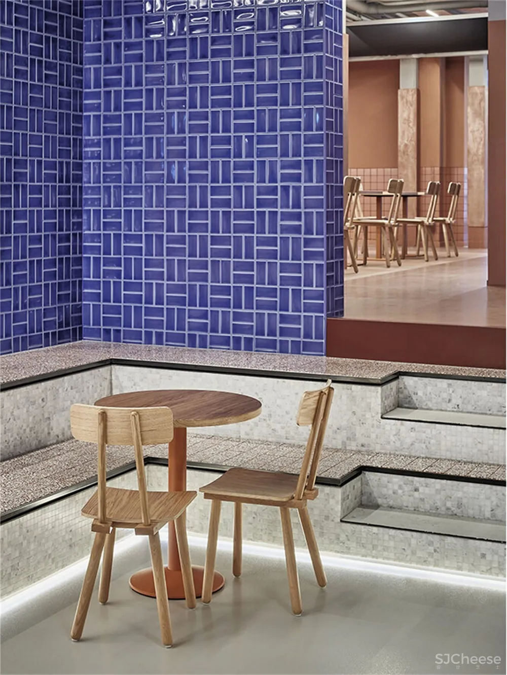 Studio Modijefsky l 荷兰海牙Foodhallen美食广场