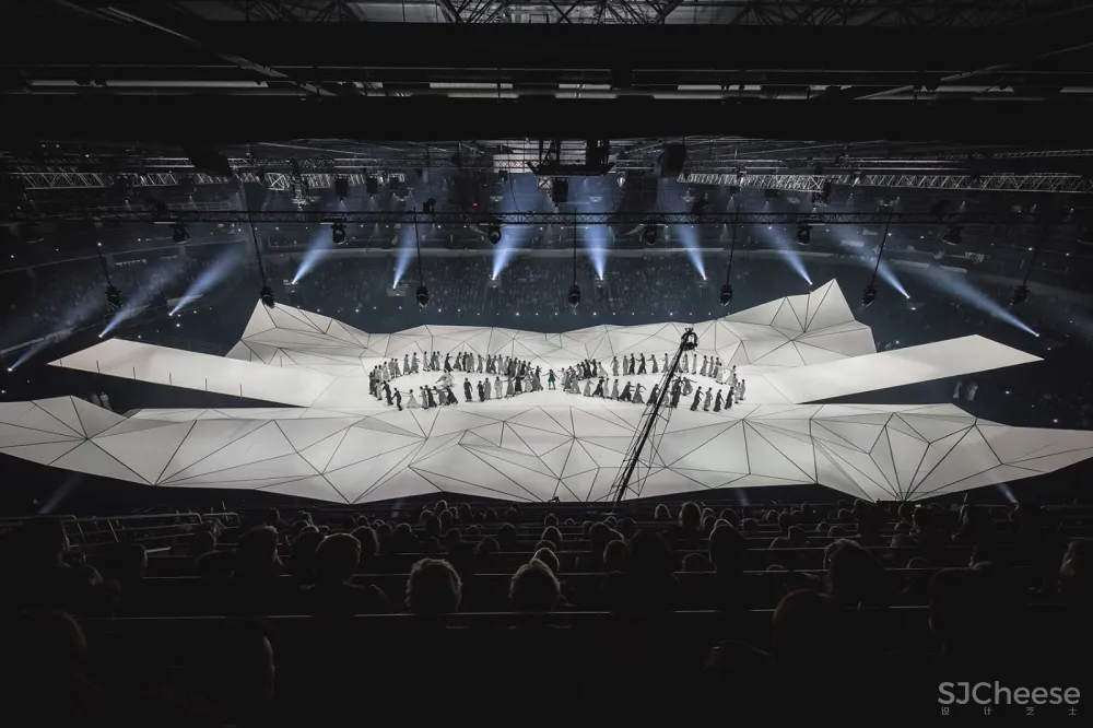 Both Sides舞台设计，拉脱维亚 / Didzis Jaunzems Architecture