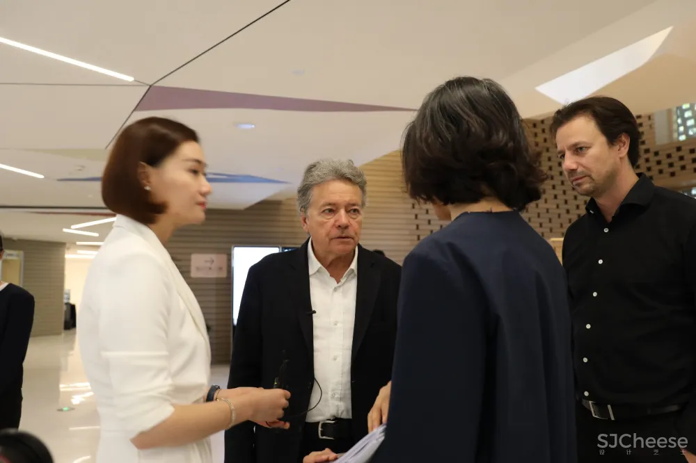 【官方原创】普利兹克奖大师包赞巴克先生中国首作 —上音歌剧院 / Shangyin Opera House