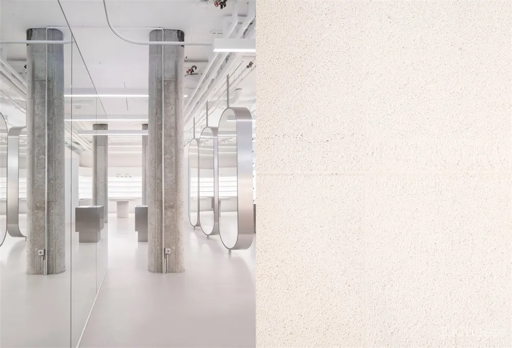 Batek Architekten l 柏林极简主义ins -worthy美容院