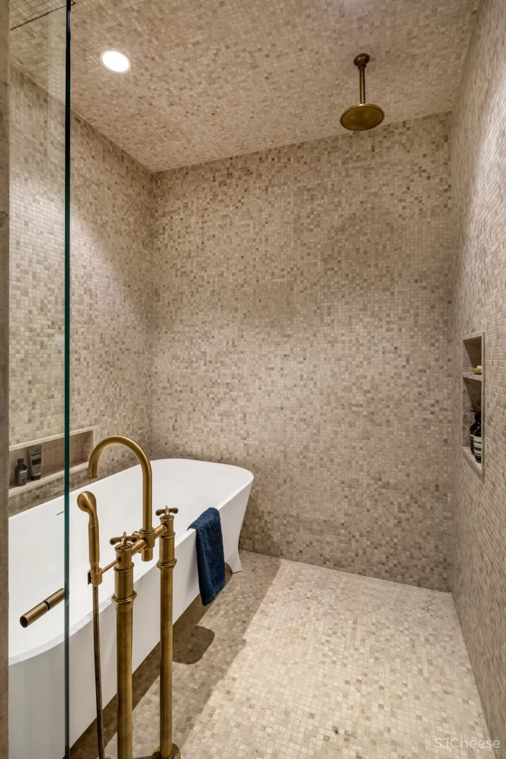 Isay Weinfeld | Jardim Apartment , 神秘的花园住宅