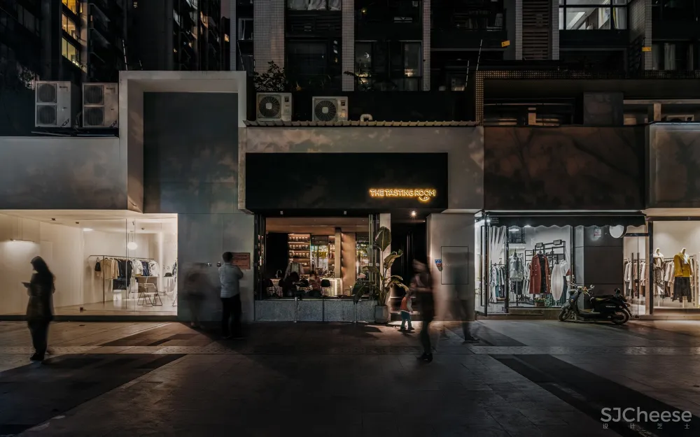 成都酒吧 The Tasting Room / 季意空间设计