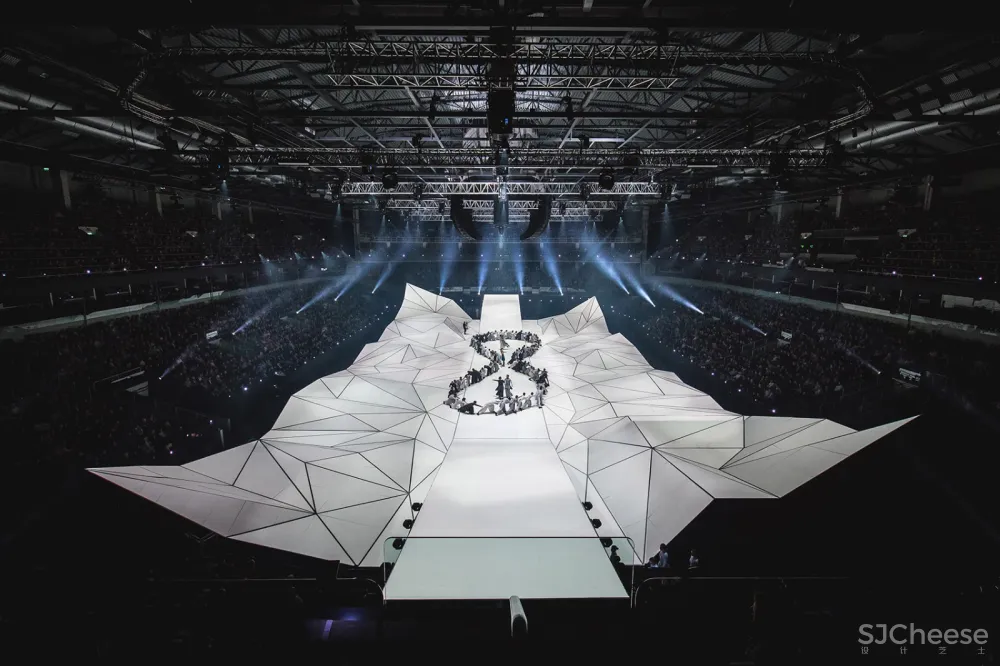 Both Sides舞台设计，拉脱维亚 / Didzis Jaunzems Architecture