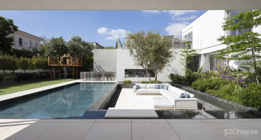 Pitsou Kedem | JLB House , 现代复式建筑