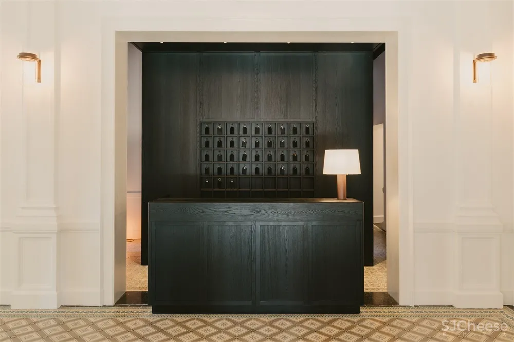 VVDA&WCA l 比利时老建筑改造August酒店