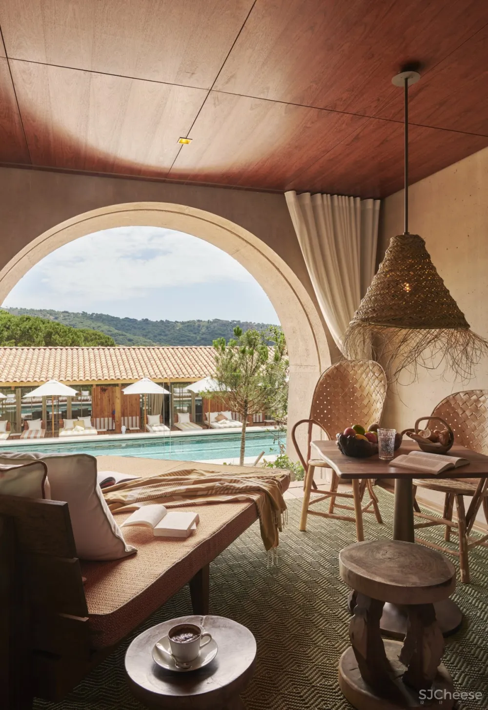 Philippe Starck | Lily of the Valley , 不依附于自然而是适应自然