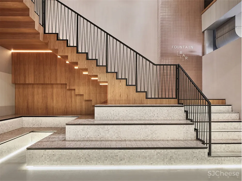 Studio Modijefsky l 荷兰海牙Foodhallen美食广场