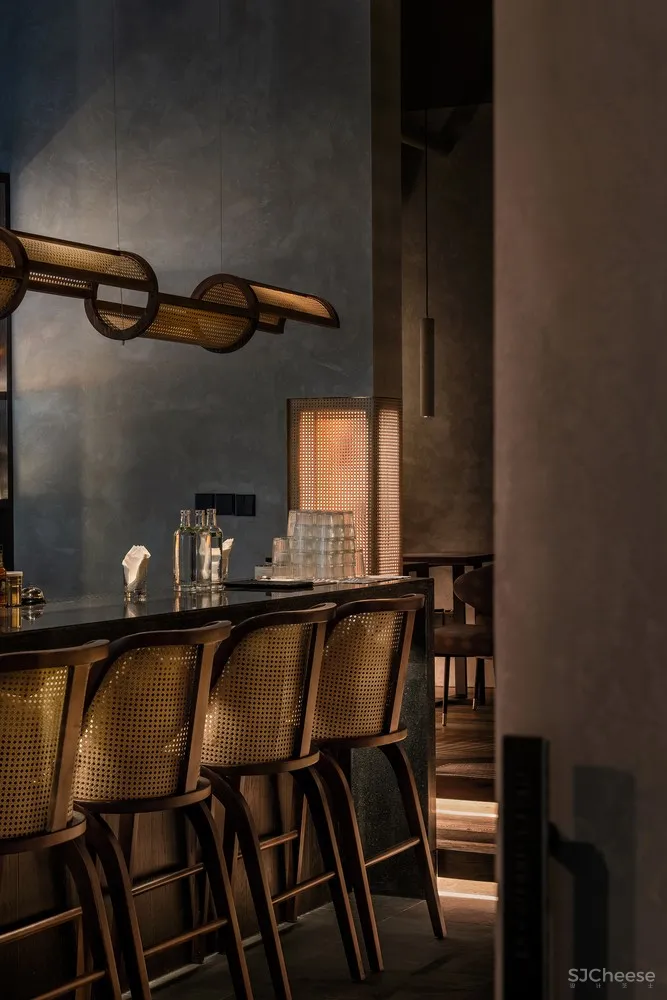 成都酒吧 The Tasting Room / 季意空间设计