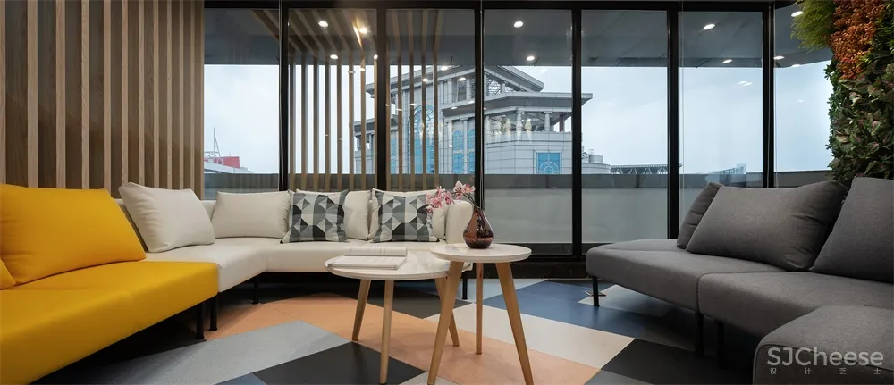 里外营造 l 深圳振业集团子公司办公室