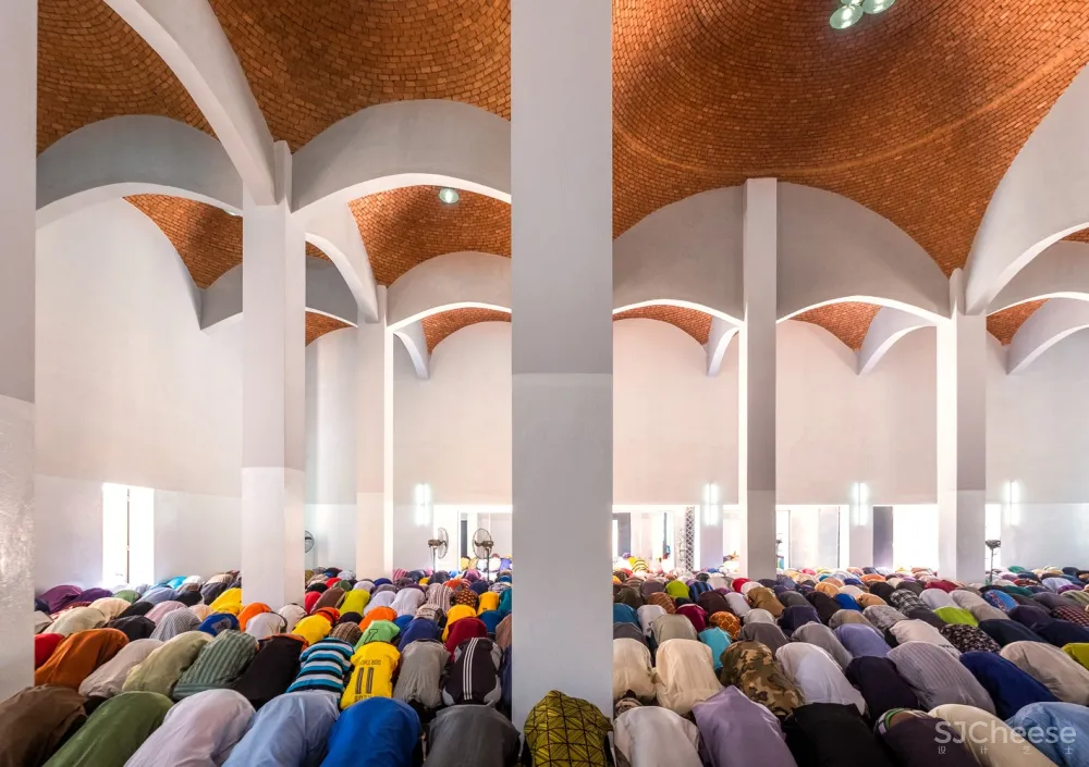 atelier masōmī + studio chahar | 宗教与世俗 HIKMA 图书馆