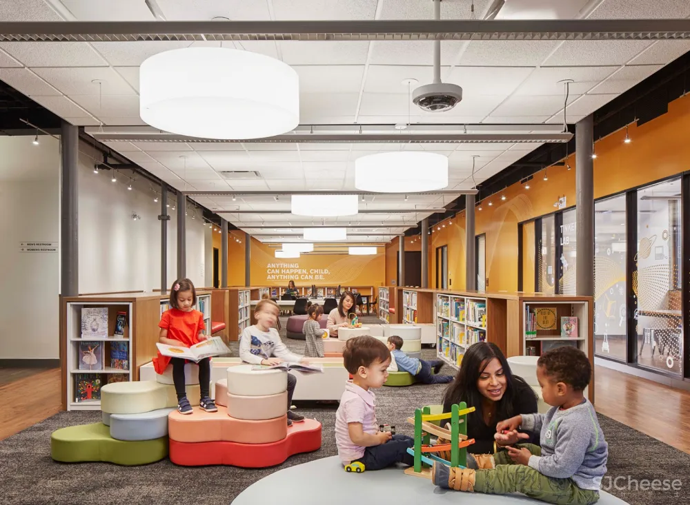 芝加哥公共图书馆West Loop分馆 / SOM