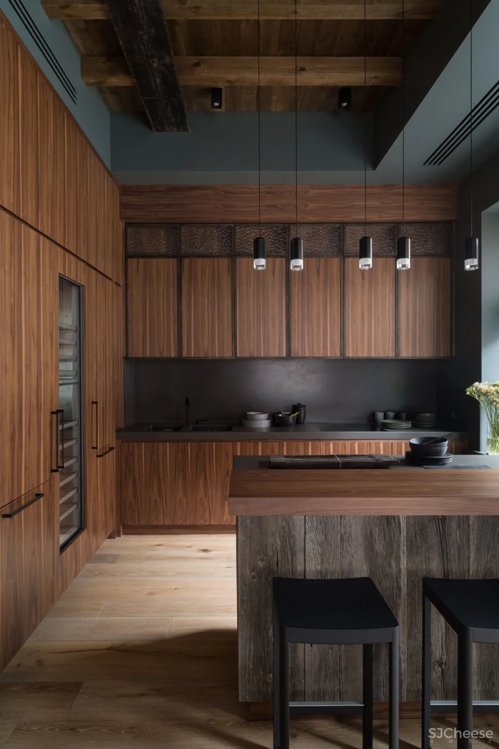 Krauze Architects | Chalet Residence , 工业美学和木屋元素