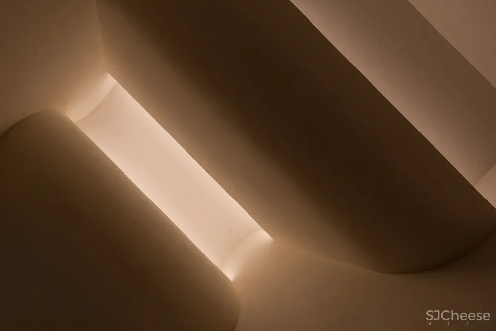 喜茶重庆龙湖U城天街店 / 超级平常空间设计