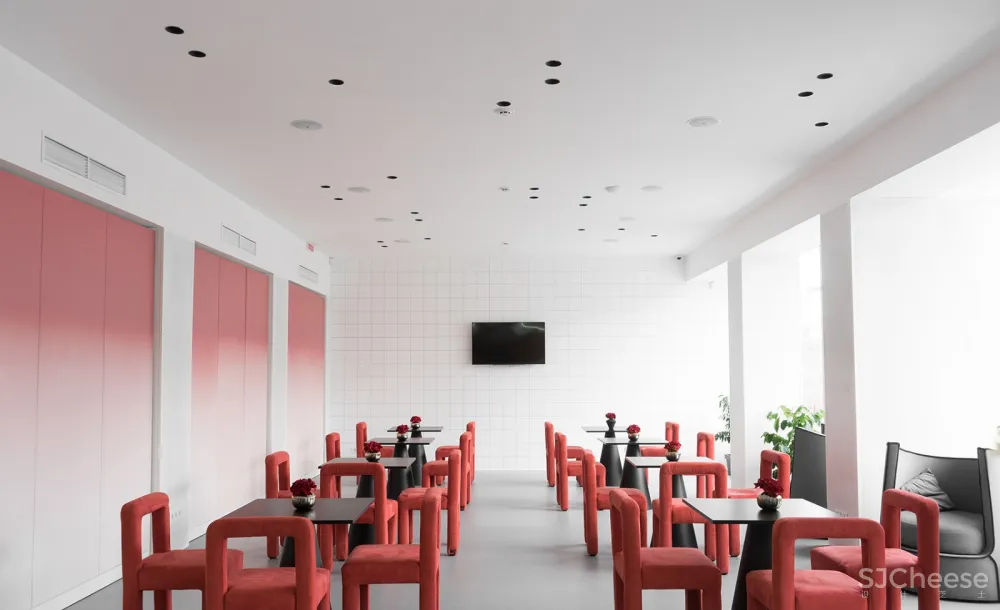 新作 | Yakusha Design Studio：乌克兰 The Portal教育中心