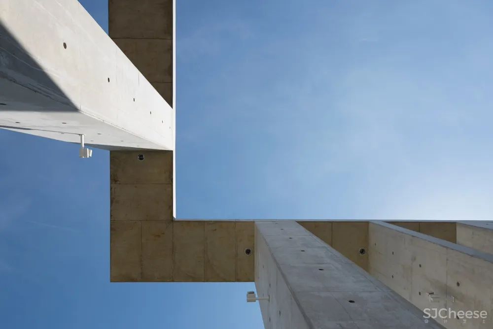 Nefa Architects | 俄罗斯 Platov机场贵宾航站楼