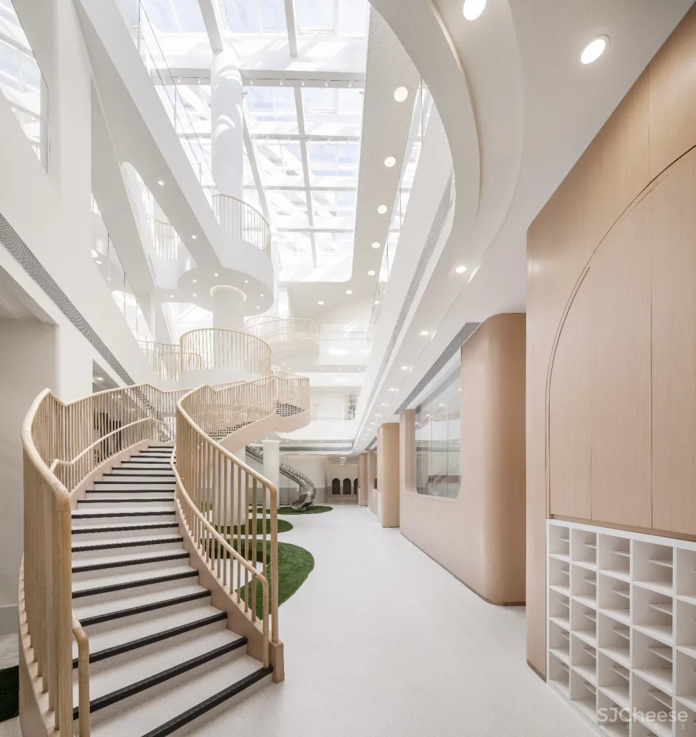 首发 | 树林漫步,心蒙 . 蒙特梭利幼儿园 / 立木设计研究室