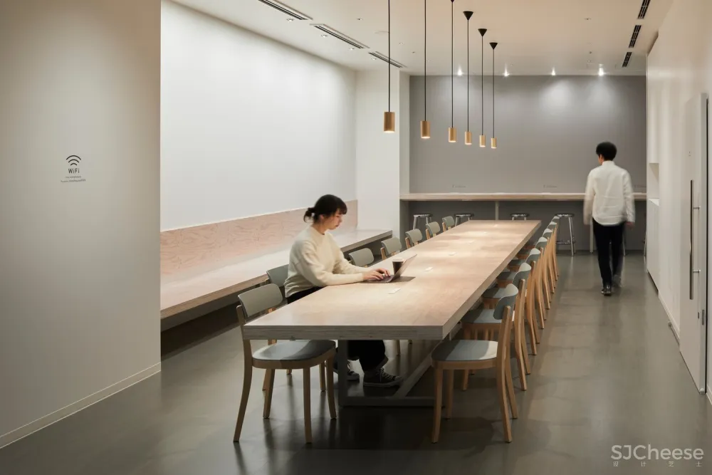 大阪九小时胶囊旅馆,灯光调节情绪 / 成濑·猪熊建筑设计事务所