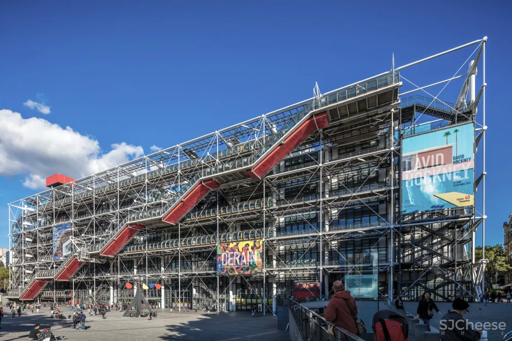 AZL Architects | 兼具运动时尚与艺术画廊智能工厂