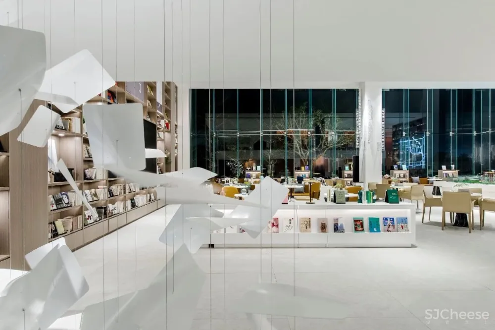 新作 | 极简 + 红砖，格调十足的艺术馆