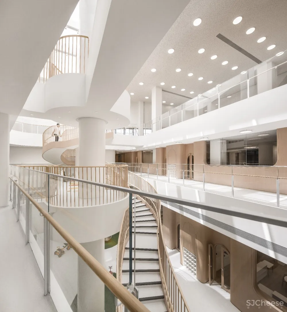 首发 | 树林漫步,心蒙 . 蒙特梭利幼儿园 / 立木设计研究室