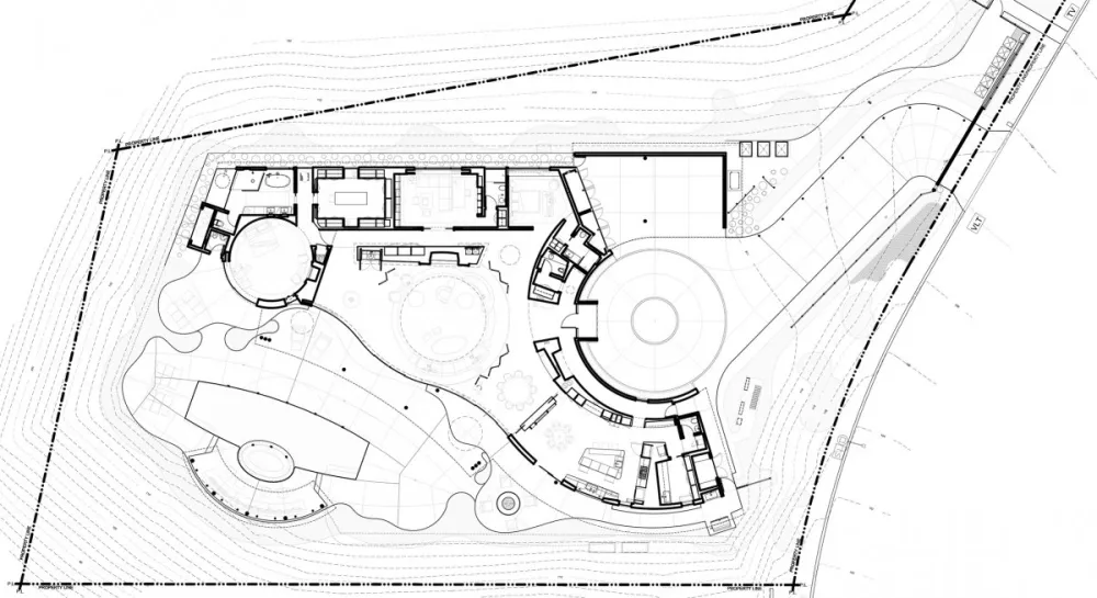 Jamie Bush | Beverly Hills Estate , 开放通风的现代住宅