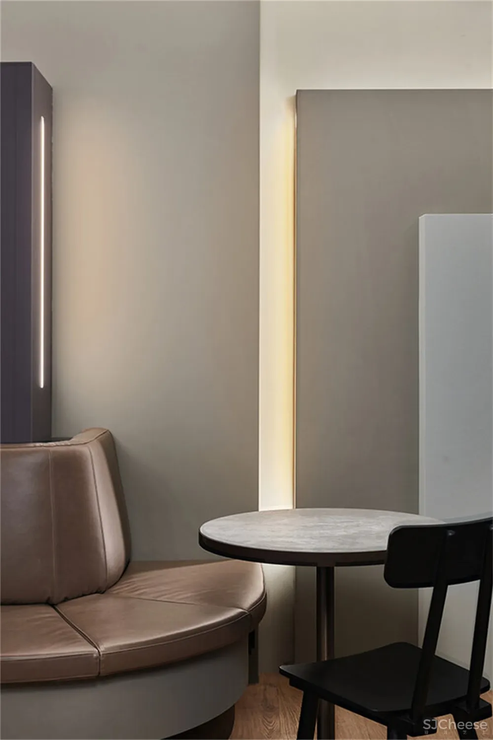 Studio Modijefsky l 荷兰海牙Foodhallen美食广场