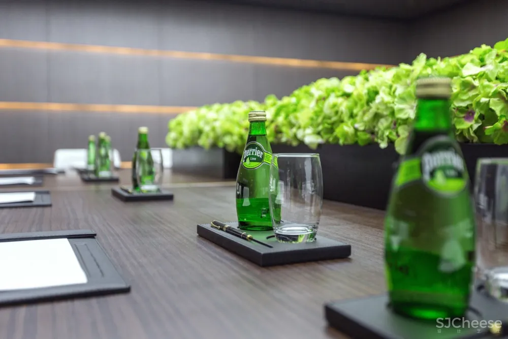 招商江湾国际中心丨办公展示区丨殊众设计